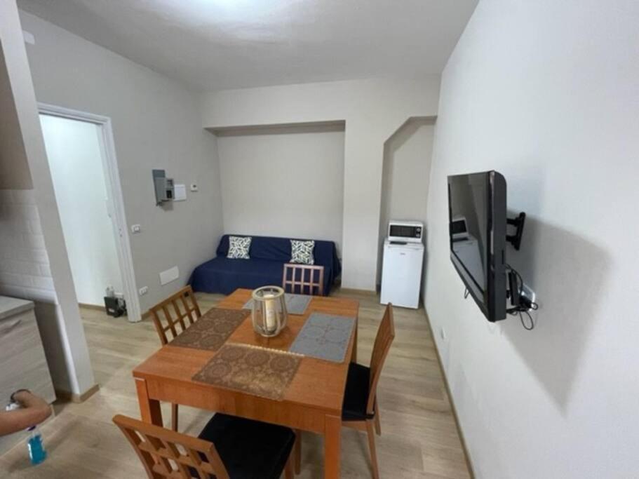 Turin, Un Minuto Dal Balon Apartment