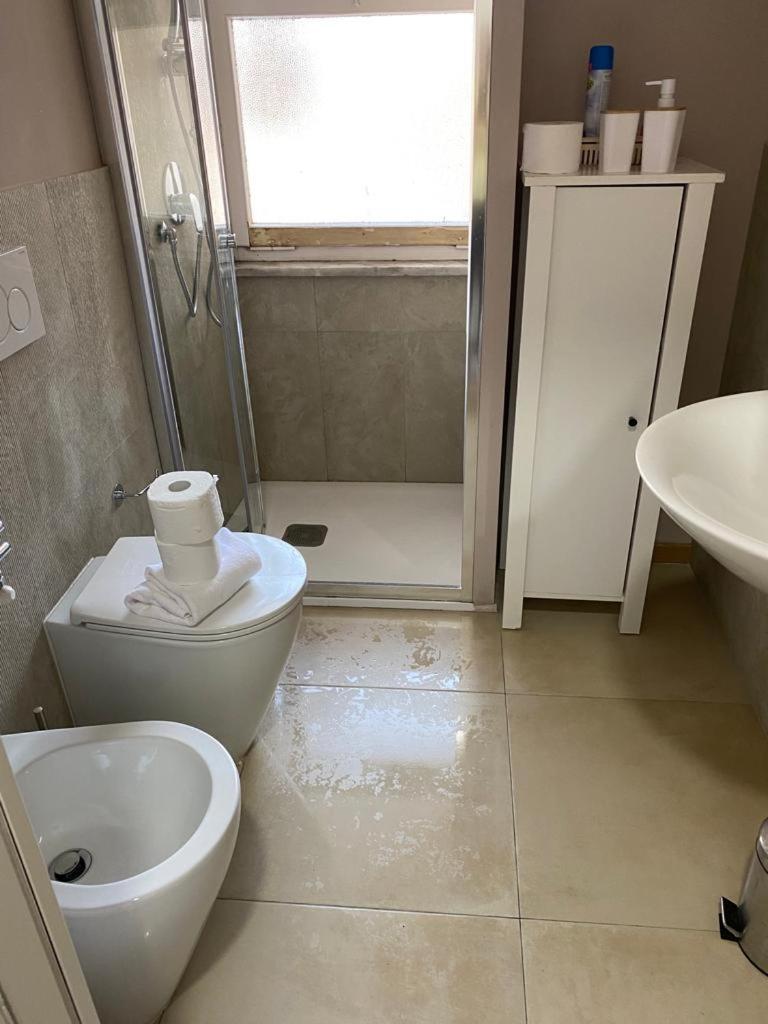 Turin, Un Minuto Dal Balon Apartment *